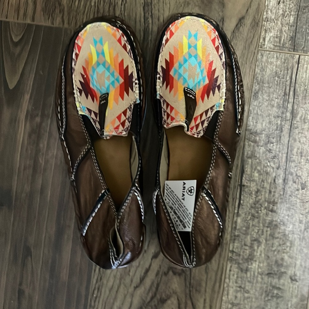 Ariat cruisers